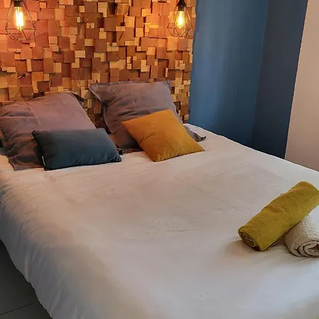 Rez De Jardin, Proche Centre Appartement Font-Romeu-Odeillo-Via
