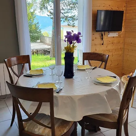 Appartement Rez De Jardin, Proche Centre Font-Romeu-Odeillo-Via